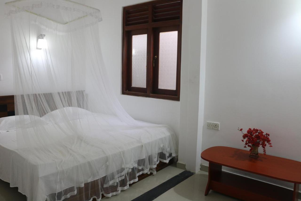 A.V.N Homestay Унаватуна Екстериор снимка