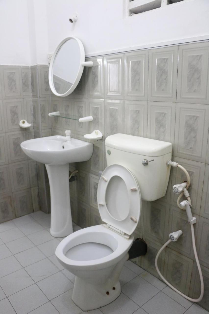 A.V.N Homestay Унаватуна Екстериор снимка